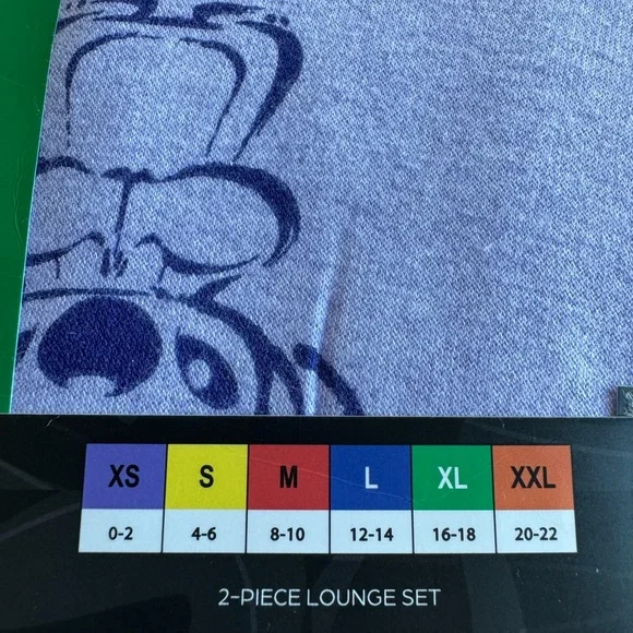 NWT. Disney's Lilo & Stitch Women's Drawstring Pajama Pants & Top. X-Large - Picture 2 of 3